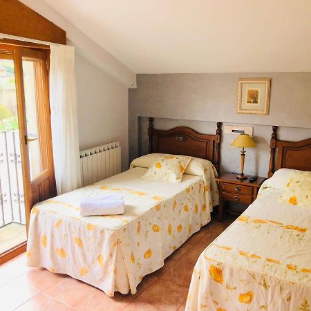 Hostal Jj Salduero Bagian luar foto