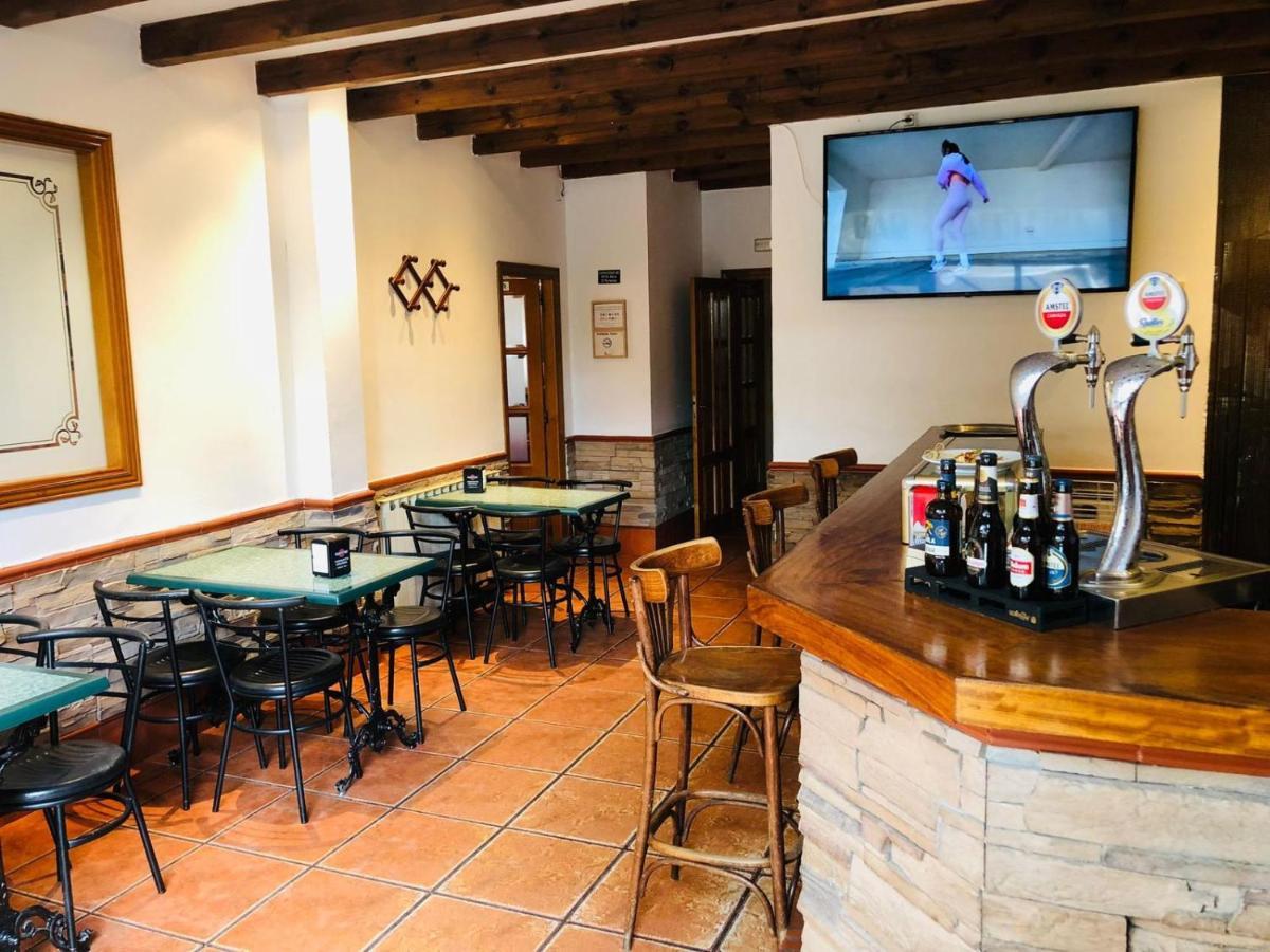 Hostal Jj Salduero Bagian luar foto